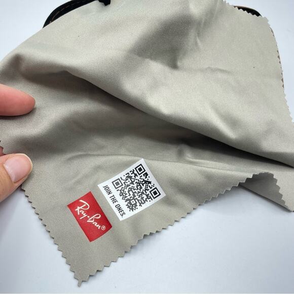 Ray Ban Tan Leather Sunglasses Case & Cloth - Picture 6 of 7